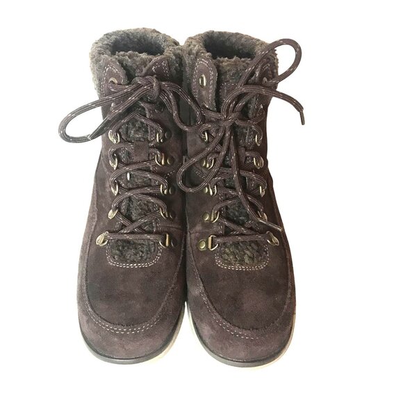 L.L. Bean Womens 7 Brown Suede Ankle Boots Winter Insulated Primaloft - Picture 2 of 8